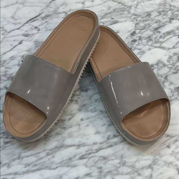 UGG Jane Women\'s Taupe Patent Leather Slide main image 2